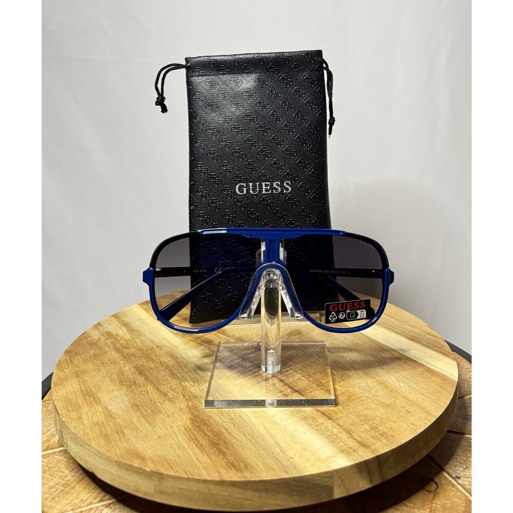 Guess Sunglasses blue one size NWT
